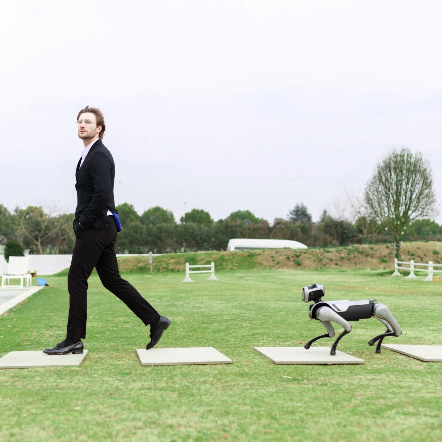 Robot Pies George Vision - Magic Atom MagicLab AI - Bioniczny Czworonóg Quadruped