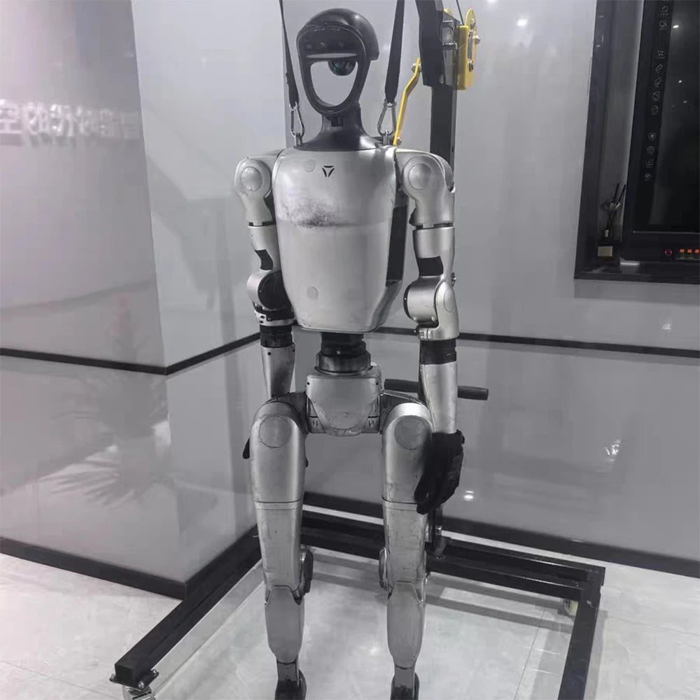 Używany Robot Humanoidalny Unitree G1 – 132 cm, 43DoF, LiDAR 360°, Badania i Współpraca Multi-Agent