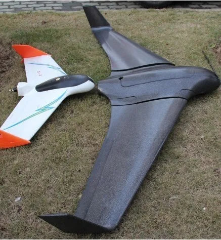 Skywalker Black X8 – Latające Skrzydło FPV EPO 2122mm, Kit RC, Zasięg 10km