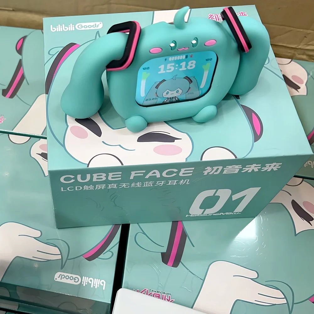 Słuchawki Bluetooth Hatsune Miku CUBE FACE – Ekran LCD, Zestaw Prezentowy