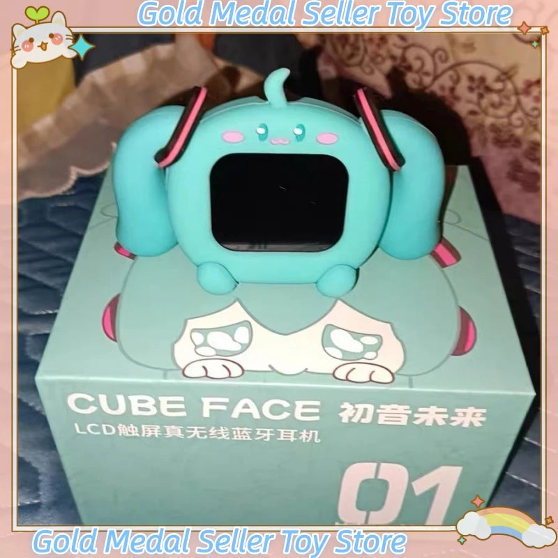 Słuchawki True Wireless Hatsune Miku – Ekran LCD Dotykowy, Etui CUBE FACE, Prezent